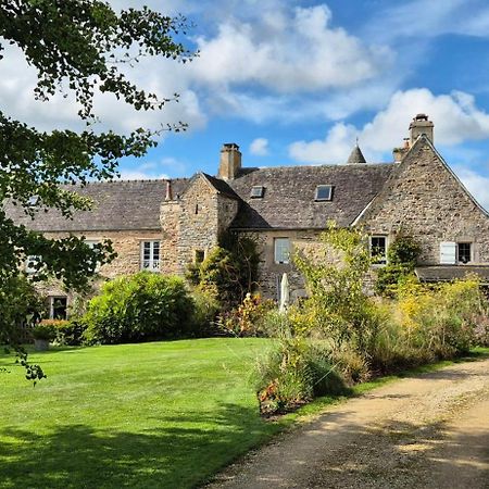 Gite De Charme Au Manoir Du Plessis-Quinquis Sainte-Seve Екстер'єр фото