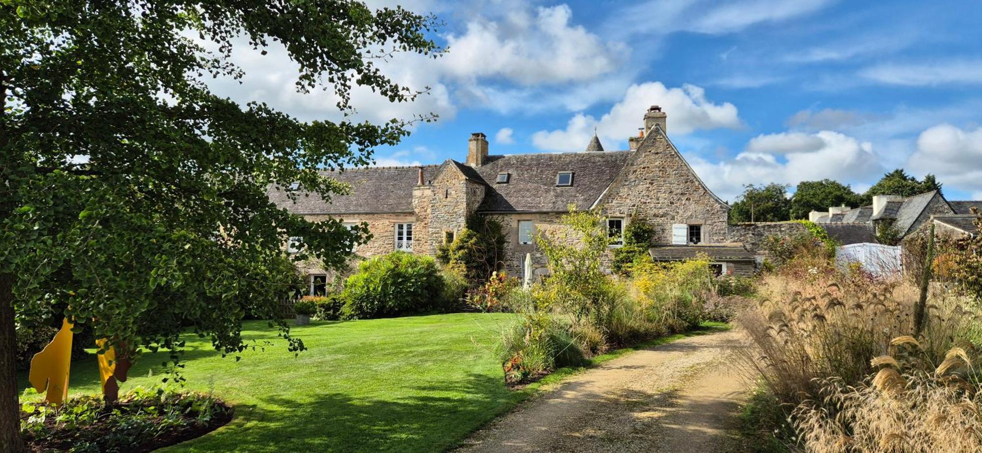 Gite De Charme Au Manoir Du Plessis-Quinquis Sainte-Seve Екстер'єр фото